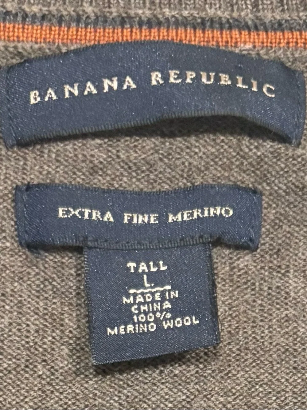 Banana Republic Men's V-Neck Sweater in Dark Brown